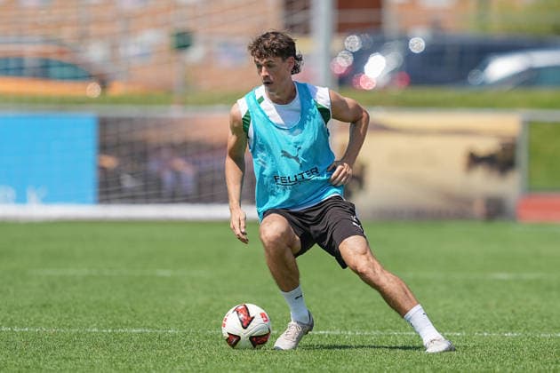 August 4, 2026, xydrx, soccer, training camp, Borussia Mönchengladbach, 2026–2027 season, Stadion am Birkenmoos, Philipp Sander, Borussia Mönchengladbach, 16. DFB regulations prohibit any use of photographs as image sequences and or quasi-video. Copyright: HMBxMedia YannisxDreimann