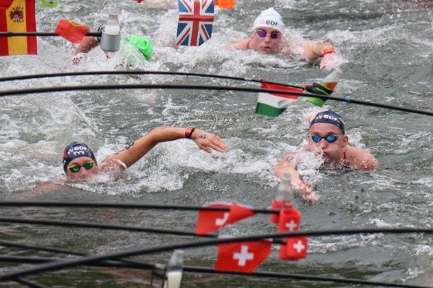 Championnat d Europe de natation PHOTOPQR LE COURRIER PICARD Haslin ; Paris ; 04 08 2026 ; 04 08 26 Championnat d Europe de natation - nage en eau libre 10km hommes - Marc Antoine Olivier et Sacha Velly Photo Fred Haslin the LEN European Aquatics Championships, in the Seine River in Paris, on August 4, 2026. Paris 75 France  Copyright: xPHOTOPQR LExCOURRIERxPICARD MAXPxHaslinx 20260804LCP7803 20260804LCP7803