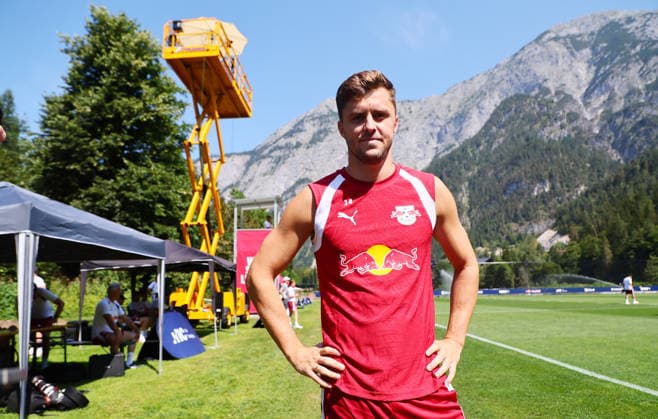 RB Leipzig (AUT) Training Camp, Bundesliga, Saalfelden, August 4, 2026, Gut Brandlhof, Soccer, Bundesliga, GER, RB Leipzig Training Camp in Saalfelden am Steinernen Meer (AUT), Pictured: Christoph Baumgartner, 14, RB Leipzig at a press conference, Picture Point