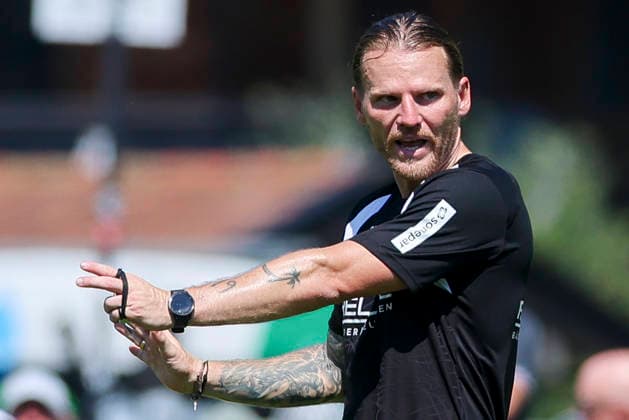 Borussia Mönchengladbach coach Eugen Polanski gestures during the Borussia Mönchengladbach training camp, Birkenmoos Stadium on August 4, 2026, in Rottach-Egern, Germany. Photo by Marco Steinbrenner, DeFodi Images. Coach Eugen Polanski of Borussia Mönchengladbach gestures during the Borussia Mönchengladbach training camp at Birkenmoos Stadium on August 4, 2026 in Rottach-Egern, Germany. Photo by Marco Steinbrenner, DeFodi Images. Photo by Marco Steinbrenner, DeFodi Images.