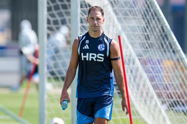 August 4, 2026, Soccer, FC Schalke 04 practice Nikola Katic FC Schalke 04 Gelsenkirchen FC Schalke 04 training facility North Rhine-Westphalia, Germany xRHR PHOTO YYx Copyright: RHR-FOTOx RHR-FOTO YY