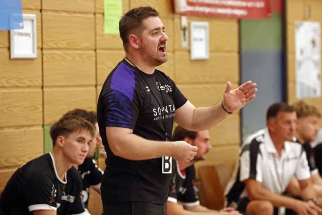 August 4, 2026, xovx, Lindencup Handball Tournament, HSG Linden vs. HSG Wettenberg, Coach Conrad Melle, HSG Linden, Linden City Hall, Hesse, Germany, DE