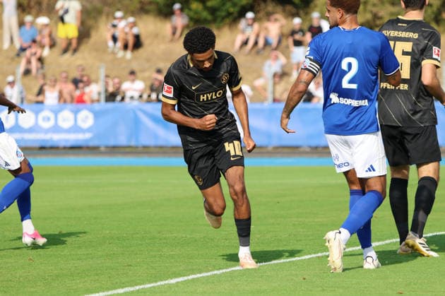 August 4, 2026, Soccer, Men s, Friendly Match, 2026–2027 Season, Racing Strasbourg vs. SV 07 Elversberg, Goal celebration after the 0–1, Goal scorer: Francis Onyeka, SV 07 Elversberg, Haguenau, Parc des Sports de Haguenau, Grand Est, France, FRA Copyright: xSebastianxBachx
