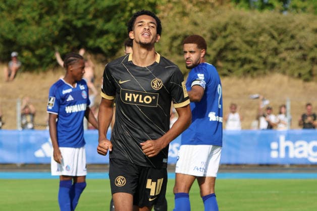 August 4, 2026, Soccer, Men s, Friendly Match, 2026–2027 Season, Racing Strasbourg vs. SV 07 Elversberg, Goal celebration after the 0–1, Goal scorer: Francis Onyeka, SV 07 Elversberg, Haguenau, Parc des Sports de Haguenau, Grand Est, France, FRA Copyright: xSebastianxBachx