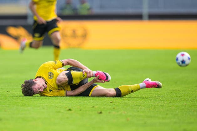 August 4, 2026: Elliot Stroud of Mjällby in pain during the Champions League soccer qualifying match between Mjällby and Slovan Bratislava on August 4, 2026 in Hällevik. Photo by Christoffer Borg Mattisson, BILDBYRAN COP 261 CB0545 soccer football UEFA Champions League Mjällby Slovan Bratislava bbeng  Copyright: CHRISTOFFERxBORGxMATTISSON BB260804CB059