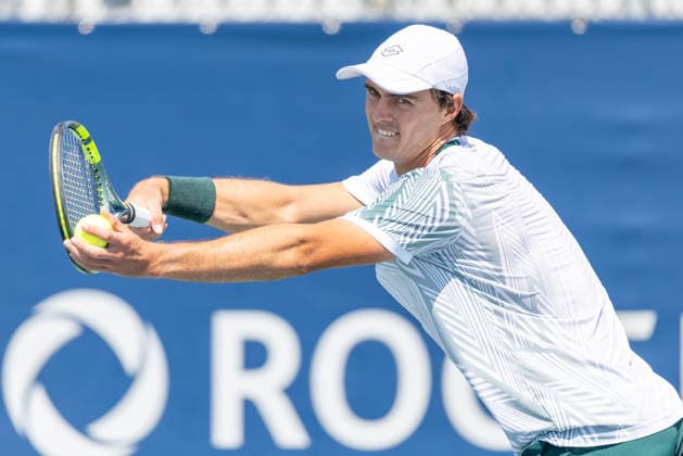 August 4, 2026, Montreal, Quebec, Canada: THIAGO AUGUSTIN TIRANTE from Argentina serving in match against DUNCAN CHAN from Canada in first round at Canadian Open at IGA stadium in Montreal, Quebec, Canada on 2026-08-04 Montreal Canada - ZUMAl189 20260804_zsp_l189_001 Copyright: xYannickxLegarex
