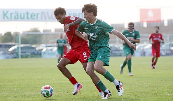 August 4, 2026, xfsx, Men s, Soccer, 2026–2027 Season, BFV Association Cup, 2nd Round: TSV Abtswind vs. FC Würzburger Kickers; from left: Jermain Nischalke (FC Würzburger Kickers), Nils Kuss (TSV Abtswind); Abtswind Kraeuter Mix Arena, Kitzingen, Germany