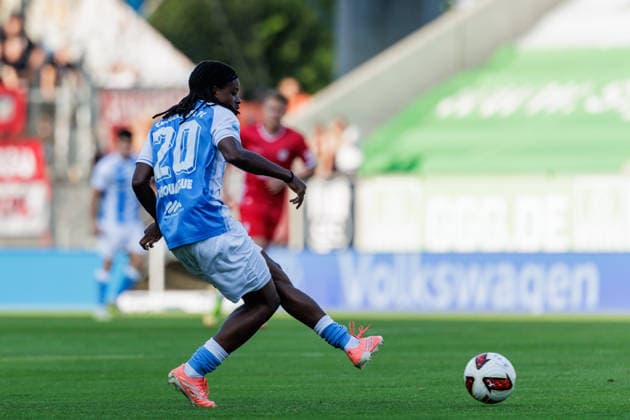 August 4, 2026, GER, Regionalliga North East, Matchday 3, 2026–2027 season, Chemnitz, Chemnitzer FC vs. FSV Zwickau, Ken Tchouangue, Chemnitzer FC, 20, solo play, play, Chemnitz, An der Gellertstraße Stadium, Saxony, Germany Copyright: xnordphotoxGmbHx xTrienitzx
