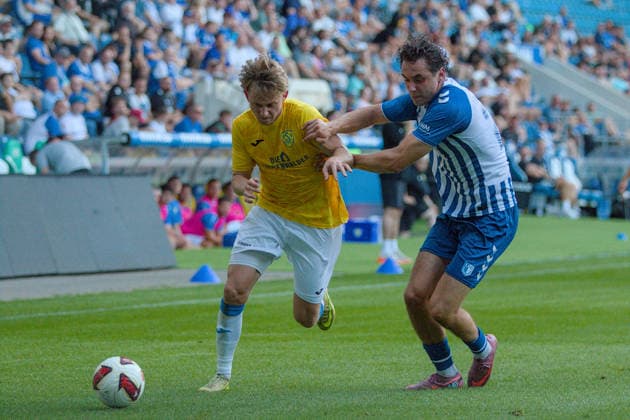August 4, 2026 Men s Soccer 2026–2027 Northeast Regional League, Matchday 3: 1. FC Magdeburg II vs. FSV 63 Luckenwalde at Avnet Arena, Magdeburg; Julian Mätzke (Luckenwalde), 11, yellow, in a tackle with Marcel Zajusch, Magdeburg, 28, blue and white, Magdeburg, Saxony-Anhalt, Germany
