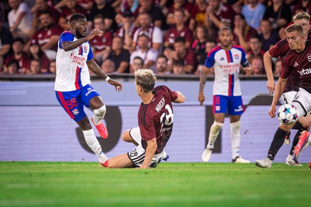 SPARTA PRAGUE - OLYMPIQUE LYONNAIS Roman Macek of Sparta and Ainsley Maitland Niles of Lyon during the first leg of third qualifying round of UEFA Champions league football match between AC Sparta Praha and Olympique Lyonnais at the Epet arena Stadium Letna. Prague, Czechia, August 04, 2026. Photo by Branislav Racko Copyright: xx 080A5139