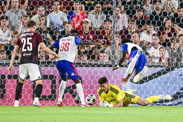 Goalkeeper Jakub Surovcik of Sparta in action during the 1st leg, 3rd qualifying round match of the Football Champions League between Sparta Praha and Olympique Lyon, on August 4, 2026, in Prague, Czech Republic. (CTKxPhoto OndrejxDeml) CTKPhotoP2026080407133  CTKPhotoP2026080407133