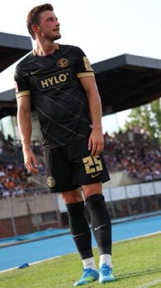 August 4, 2026, xrekx, Soccer Friendly Match, SV Elversberg vs. Racing Strasbourg, left: Lukas Petkov, SV 07 Elversberg. DFL and DFB regulations prohibit any use of photographs as image sequences and or quasi-video. Haguenau