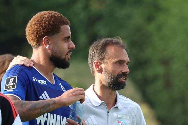 August 4, 2026, xrekx, soccer friendly match, SV Elversberg vs. Racing Strasbourg, Andrew Omobamidele (Racing Strasbourg), Hugo Oliveira (coach, Racing Strasbourg), DFL, DFB. REGULATIONS PROHIBIT ANY USE OF PHOTOGRAPHS AS IMAGE SEQUENCES AND OR QUASI-VIDEO. Haguenau