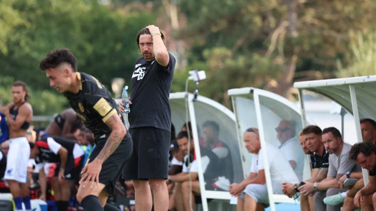 August 4, 2026, xrekx, soccer exhibition match, SV Elversberg vs. Racing Strasbourg, Vincent Wagner, coach of SV 07 Elversberg. DFL and DFB regulations prohibit any use of photographs as image sequences and or quasi-video. Haguenau
