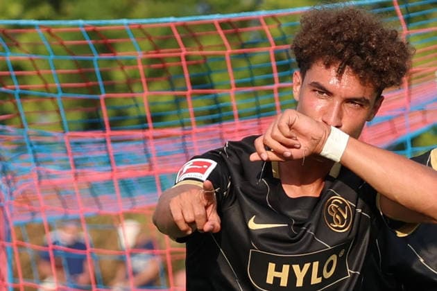 August 4, 2026, xrekx, Soccer Friendly Match, SV Elversberg vs. Racing Strasbourg – Goal celebration after Noah Darvich scored the 2-3 goal for SV 07 Elversberg. DFL and DFB regulations prohibit any use of photographs as image sequences and or quasi-video. Haguenau
