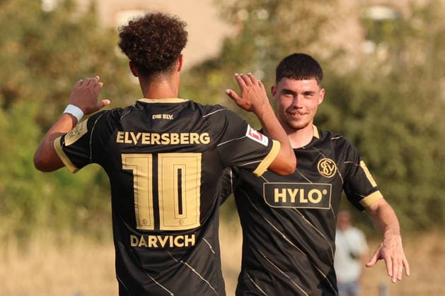 August 4, 2026, xrekx, Soccer Friendly Match, SV Elversberg vs. Racing Strasbourg: Goal celebration after Noah Darvich scored the 2-3 goal for SV 07 Elversberg, with Felix Keidel of SV 07 Elversberg. DFL and DFB regulations prohibit any use of photographs as image sequences and or QUASI-VIDEO Haguenau