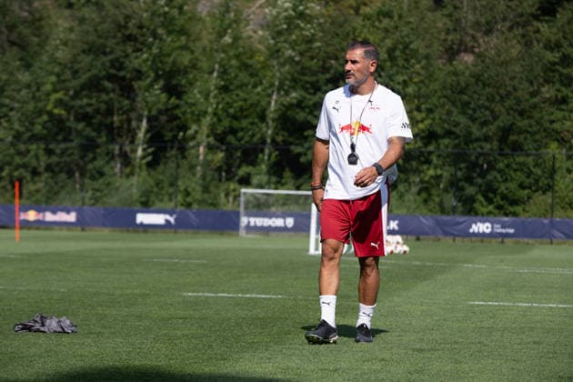 Cristian Fiel, RB Leipzig, Assistant Coach, RB Leipzig, Soccer, Training Camp in Austria, Preseason, 2026–2027 Season, GER, August 4, 2026, Eibner Press Photo: Andreas Ulmer, RB Leipzig, soccer, training camp in Austria, preseason, 2026–2027 season, GER, August 4, 2026, Copyright: xEibner-Pressefoto AndreasxUlmerx EP_AUR