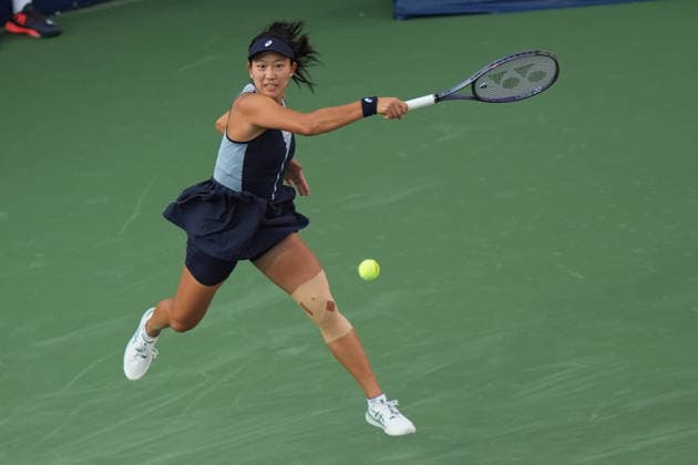 WTA, Tennis Damen Masters 1000 National Bank Open Toronto 2026 - Round of 64 - Day 4 Moyuka Uchijima of Japan plays a forehand during the Women™s Singles round of 64 match against Aryna Sabalenka of Belarus on day 4 of the WTA Masters 1000 National Bank Open at Sobeys Stadium on August 4, 2026, in Toronto, Canada. (Photo by Leonardo Ramirez Eyepix Group) Copyright: xLeonardoxRamirezx xEyepixxGroupx LR_04082026_08201