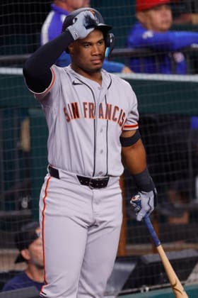August 4, 2026, Arlington, Texas, USA: San Francisco Giants left fielder EDDYS LEONARD (49) in the batters box during a baseball game, Tuesday, Aug. 4, 2026, in Arlington, Texas. Arlington USA - ZUMAa325 20260804_zsa_a325_016 Copyright: xDavidxBalleringxIix