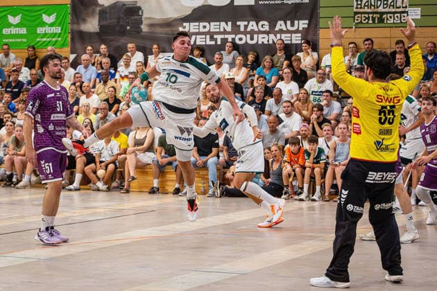 August 4, 2026, xovx, Lindencup Handball, HSG Wetzlar vs. TV Hüttenberg, Vit Reichl (TV Hüttenberg), Josip Simic (HSG Wetzlar), Nikolaj Laesö (HSG Wetzlar), Yahav Shamir (TV Hüttenberg), Tim Rüdiger (TV Hüttenberg), Linden Stadthalle, Hesse, Germany, DE