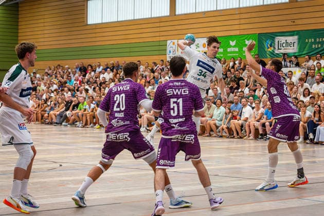 August 4, 2026, xovx, Lindencup Handball, HSG Wetzlar vs. TV Hüttenberg: Niklas Theiß (HSG Wetzlar), Leif Haack (TV Hüttenberg), Hendrik Schreiber (TV Hüttenberg), Paul Kompenhans (HSG Wetzlar), Danil Dyatlov (TV Hüttenberg); Linden Stadthalle, Hesse, Germany, DE