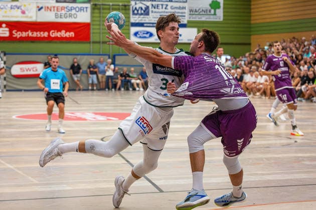 August 4, 2026, xovx, Lindencup Handball, HSG Wetzlar vs. TV Hüttenberg, Paul Kompenhans (HSG Wetzlar), Leif Haack (TV Hüttenberg), Linden Stadthalle, Hesse, Germany, DE