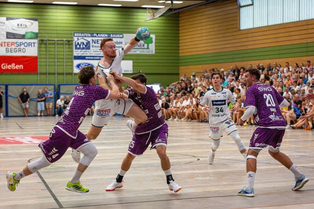August 4, 2026, xovx, Lindencup Handball, HSG Wetzlar vs. TV Hüttenberg: David Sehnke (TV Hüttenberg), Tomas Piroch (HSG Wetzlar), Torsten Anselm (TV Hüttenberg), Paul Kompenhans (HSG Wetzlar), Leif Haack (TV Hüttenberg); Linden Stadthalle, Hesse, Germany, DE