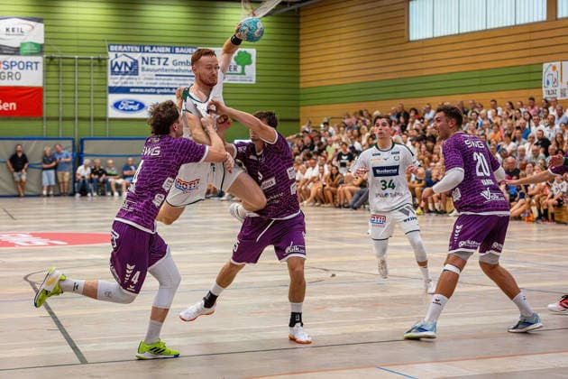 August 4, 2026, xovx, Lindencup Handball, HSG Wetzlar vs. TV Hüttenberg: David Sehnke (TV Hüttenberg), Tomas Piroch (HSG Wetzlar), Torsten Anselm (TV Hüttenberg), Paul Kompenhans (HSG Wetzlar), Leif Haack (TV Hüttenberg); Linden Stadthalle, Hesse, Germany, DE