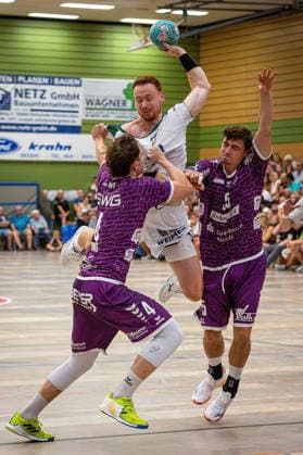 August 4, 2026, xovx, Lindencup Handball, HSG Wetzlar vs. TV Hüttenberg – David Sehnke (TV Hüttenberg), Tomas Piroch (HSG Wetzlar), Torsten Anselm (TV Hüttenberg), Linden Stadthalle, Hesse, Germany, DE