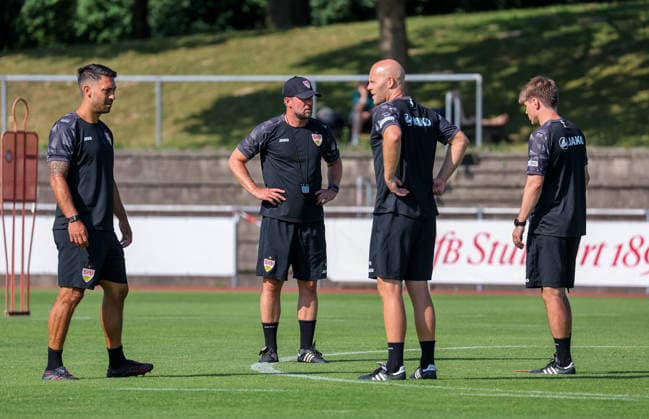August 5, 2026, Germany, Grassau, Bundesliga, 2026–2027 season, VfB Stuttgart training camp; from left: Assistant Coach Malik Fathi, Head Coach Sebastian Hoeneß, Set-Piece Coach Philip Kipp, Assistant Coach David Krecidlo