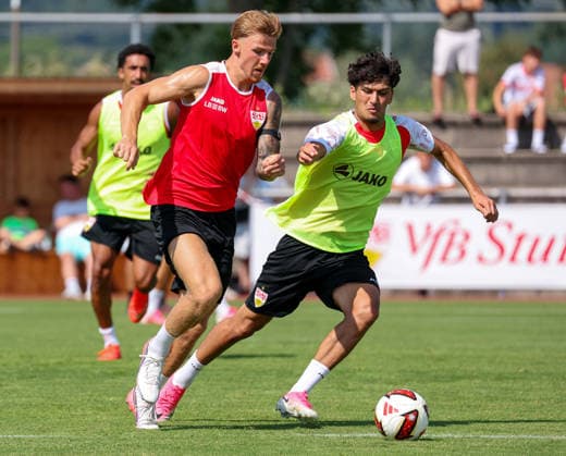 August 5, 2026, Germany, Grassau, Bundesliga, 2026–2027 season, VfB Stuttgart training camp, from left: Finn Jeltsch, Ertugrul Yigit