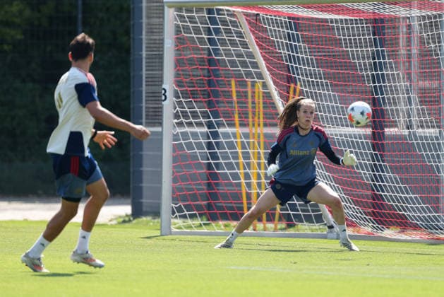 Ena Mahmutovic, FC Bayern Munich, 01, GER, FC Bayern Munich Women s Training, Soccer, Google Pixel Women s Bundesliga, 2026–2027 Season, August 5, 2026, GER, FC Bayern Munich Women s Training, Soccer, Google Pixel Women s Bundesliga, 2026–2027 Season, August 5, 2026, Munich Copyright: xEibner-Pressefoto JennixMaulx EP_JML