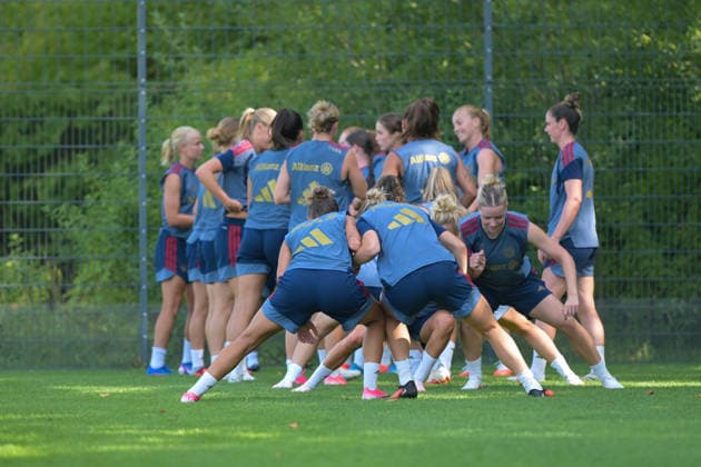 August 5, 2026, Munich, Germany Google Pixel Women s Bundesliga The FC Bayern Women s team is holding a training session at the FC Bayern Campus to prepare for their friendly match against Paris FC The team