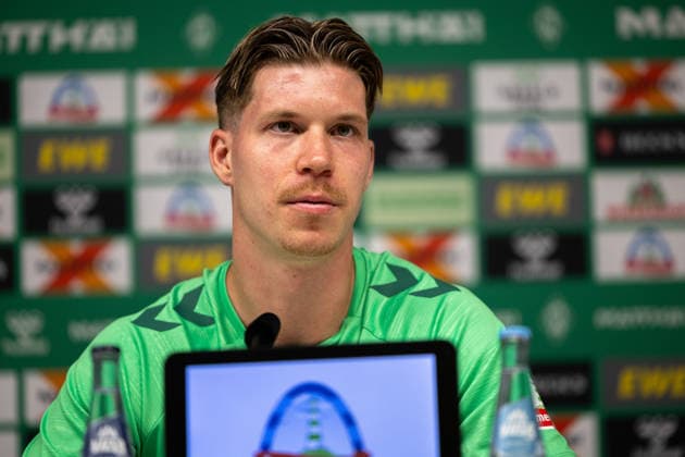 August 5, 2026, Germany, Soccer, Men s, Bundesliga 1, 2026–2027 Season, Player Introduction, SV Werder Bremen s Cedric Itten, 26, is introduced at a press conference at the Zell am Ziller Parkstadion in Tyrol, Austria Copyright: xNordphotox xMaasx
