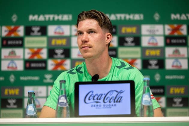 August 5, 2026, Germany, Soccer, Men s, Bundesliga 1, 2026–2027 Season, Player Introduction, SV Werder Bremen s Cedric Itten, 26, is introduced at a press conference at the Zell am Ziller Parkstadion in Tyrol, Austria Copyright: xNordphotox xMaasx