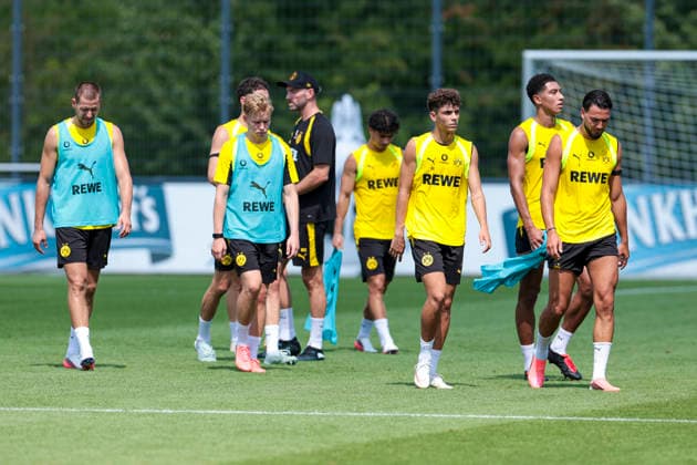 August 5, 2026, Soccer, Borussia Dortmund training session featuring Waldemar Anton (Borussia Dortmund), Daniel Svensson (Borussia Dortmund), Samuele Inacio (Borussia Dortmund), Jobe Bellingham (Borussia Dortmund), and Ramy Bensebaini (Borussia Dortmund) at the BVB training facility in Dortmund, North Rhine-Westphalia, Germany xRHR PHOTO DEx Copyright: DennisxEwert RHR-FOTOx RHR-FOTO DE