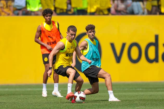 August 5, 2026, Soccer, Borussia Dortmund Training: Mathis Albert (Borussia Dortmund), Konstantinos Karetsas (Borussia Dortmund), Samuele Inacio (Borussia Dortmund), BVB Training Facility, NRW, Germany, xRHR PHOTO DEx Copyright: DennisxEwert RHR-FOTOx RHR-FOTO DE