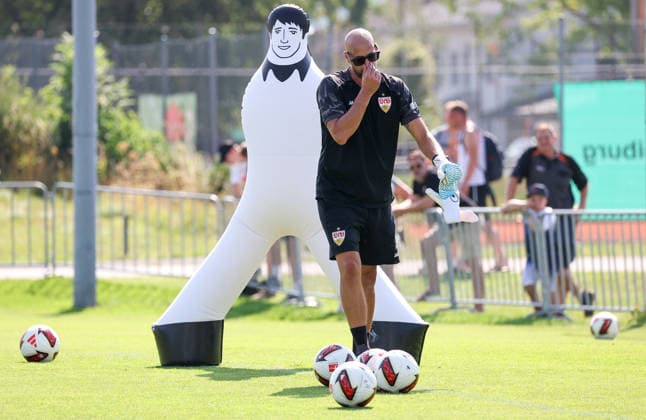 August 5, 2026, Germany, Grassau, Bundesliga, 2026–2027 season, VfB Stuttgart training camp, goalkeeper coach Steffen Krebs wearing glasses
