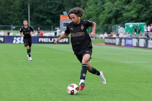 Wael Mohya of Borussia Mönchengladbach controls the ball during the friendly match between FC Rottach Egern and Borussia Mönchengladbach at Stadion Birkenmoos on August 5, 2026, in Rottach Egern, Germany Photo by Marco Steinbrenner DeFodi Images Wael Mohya of Borussia Mönchengladbach controls the ball during the friendly match between FC Rottach Egern and Borussia Mönchengladbach at Stadion Birkenmoos on August 5, 2026 in Rottach Egern, Germany Photo by Marco Steinbrenner DeFodi Images Photo by Marco Steinbrenner DeFodi Images
