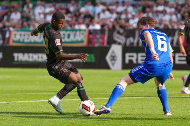 August 5, 2026, xydrx, Soccer, Friendly Match, FC Rottach Egern vs. Borussia Mönchengladbach, 2026–2027 Season, Birkenmoos Stadium, Iaia Manco Danfa, Borussia Mönchengladbach, No. 39 in a tackle against Gabriel Kiekenbeck of FC Rottach Egern, 6. DFB regulations prohibit any use of photographs as image sequences and or quasi-video Copyright: HMBxMedia YannisxDreimann