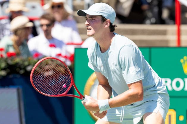 August 5, 2026, Montreal, Quebec, Canada: JOAO FONSECA (22) from Brazil waiting service in match against Stefanos Tsitsipas from Greece in second round at Canadian Open at IGA stadium in Montreal, Quebec, Canada on 2026-08-05 Montreal Canada - ZUMAl189 20260805_zsp_l189_013 Copyright: xYannickxLegarex