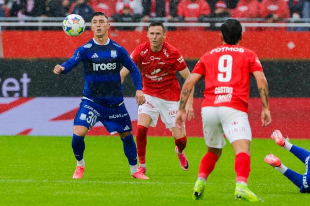 UEFA Conference League 2026 Brann Apollon Limassol Bergen 20260805 Apollon Limassol s Dani Escriche and Brann s Joachim Soltvedt in the UEFA Conference League soccer match between SK Brann and Apollon Limassol at Brann Stadium. Photo: Paul S. Amundsen, NTB, Bergen, Norway. EDITORIAL USE ONLY. RESTRICTED USE FOR BETTING COMPANIES  Copyright: xPaulxS.xAmundsenx xNTBx