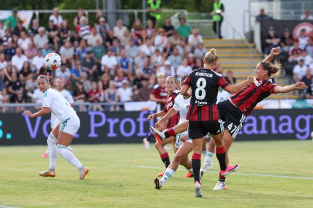 Frankfurt am Main, Germany, August 2026. Larrissa Muehlhaus scores to make it 2–0 for Eintracht Frankfurt during the second qualifying round match between Eintracht Frankfurt and Omonia Nicosia in the semifinals of the UEFA Women s LP Mini Tournament at Stadium am Bretanobad in Frankfurt am Main, Germany Copyright: HMBxMedia JoaquimxFerreira