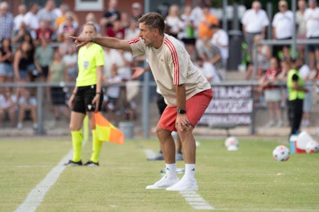 August 5, 2026, xhfmx, Soccer CLQ HF 2 Qualifying Round, Eintracht Frankfurt vs. Omonia Nicosia, Niko Arnautis, Head Coach of Eintracht Frankfurt, DFL, DFB REGULATIONS PROHIBIT ANY USE OF PHOTOGRAPHS AS IMAGE SEQUENCES AND OR QUASI-VIDEO, Frankfurt