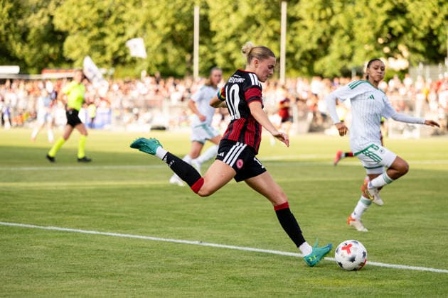 August 5, 2026, GER, Soccer, Women s, UEFA Women s Champions League, 2026–2027 season, Qualifying tournament, Semifinals, Eintracht Frankfurt vs. Omonia Nicosia, Laura Freigang (Eintracht Frankfurt), 10 am Ball, Frankfurt am Main, Stadion am Brentanobad, Hesse, Germany Copyright: xNordphoto Memmlerx