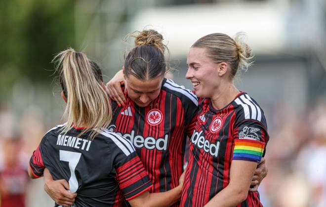 GER, Frankfurt, Eintracht Frankfurt vs. AC Omonia Nicosia, UEFA Women s Champions League, Soccer, UEFA, 2026–2027 Season, Brentanobad Stadium, Qualifying Round, Semifinal in Pictures: from left, goal, celebration and joy, emotions, Ereleta Memeti (Eintracht Frankfurt Women’s Team, No. 7), Larissa Mühlhaus (Eintracht Frankfurt Women’s Team, No. 19), Laura Freigang, Eintracht Frankfurt Women’s Team No. 10. DFB and DFL regulations prohibit any use of photographs as image sequences and or quasi-video. August 5, 2026 Copyright: HMBxMedia HendrikxHamelau