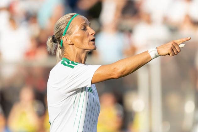 UWCL Qualifier: Eintracht Frankfurt vs. AC Omonia Nicosia, August 5, 2026 Olga Iordachiusi AC Omonia Nicosia 8 pointing at something, cutout, portrait, Eintracht Frankfurt AC Omonia Nicosia, Frankfurt, Brentanobad Stadium, August 5, 2026 Copyright: xBEAUTIFULxSPORTS Gawlikx