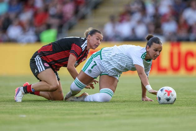 GER, Frankfurt, Eintracht Frankfurt vs. AC Omonia Nicosia, UEFA Women s Champions League, Soccer, UEFA, 2026–2027 Season, Stadion am Brentanobad, Qualifying Round, Semifinal (pictured, from left): Larissa Mühlhaus (Eintracht Frankfurt Women, 47), Sydney Japic Omonia Nicosia 7, tackle. DFB and DFL regulations prohibit any use of photographs as image sequences and or quasi-video. August 5, 2026 Copyright: HMBxMedia HendrikxHamelau