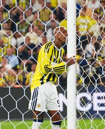 ISTANBUL, TURKEY - AUGUST 5: Anderson Talisca of Fenerbahce SK celebrates after scoring the first goal of his team during the UEFA Champions League 2026 27 third qualifying round first leg match between Fenerbahce SK and Sturm Graz at Fenerbahce Sükrü Saracoglu Spor Kompleksi on August 5, 2026 in Istanbul, Turkey. Istanbul Turkey Copyright: xSeskimphotox FBahce-SturmGraz-050826 (46)
