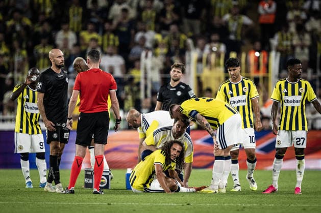 Fenerbahce v Sturm Graz - UEFA Champions League ISTANBUL, TURKIYE - AUGUST 5: Matteo Guendouzi of Fenerbahce on the ground during UEFA Champions League third qualifying round the first leg match between Fenerbahce and Sturm Graz at Chobani Stadium in Istanbul, Turkiye on August 5, 2026. Sebnem Coskun Anadolu Istanbul Turkey. Editorial use only. Please get in touch for any other usage.  Copyright: x2026xAnadoluxSebnemxCoskunx